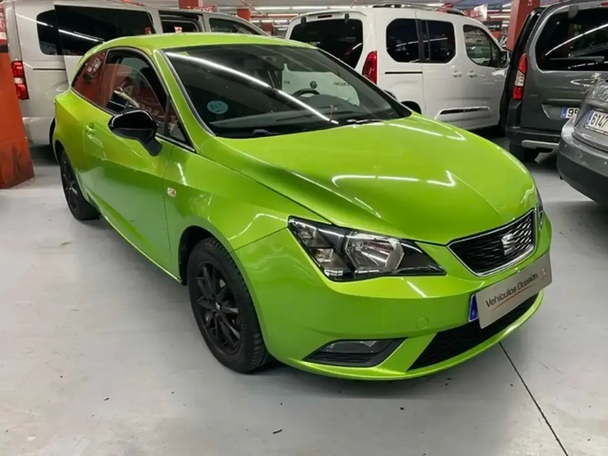 Usado Seat Ibiza SC Style 90 CV (66 kW) 2016 Verde Utilitario
