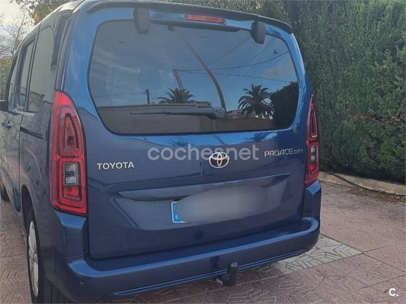Azul Usado 2024 Toyota Proace Verso Active Familiar | 23.000 € (Super precio) - Imagen 1/4