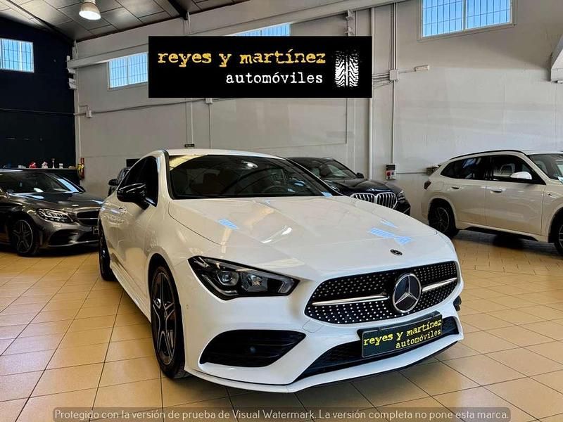 Usado Mercedes CLA200 150 CV (110 kW) 2020 Blanco Coupe