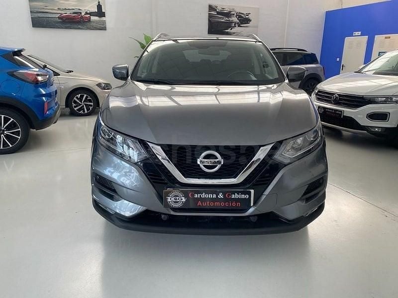 Usado Nissan Qashqai 115 CV (84 kW) 2021 Gris / plata SUV