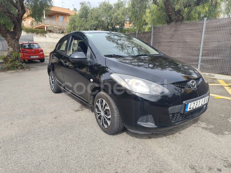 Negro Usado 2009 Mazda 2 Active Berlina | 4700 € (Precio justo) - Imagen 1/4