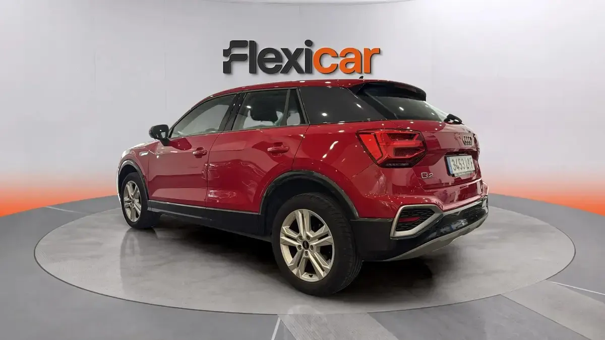 Usado Audi Q2 Advanced Plus 116 CV (85 kW) 2022 Rojo SUV