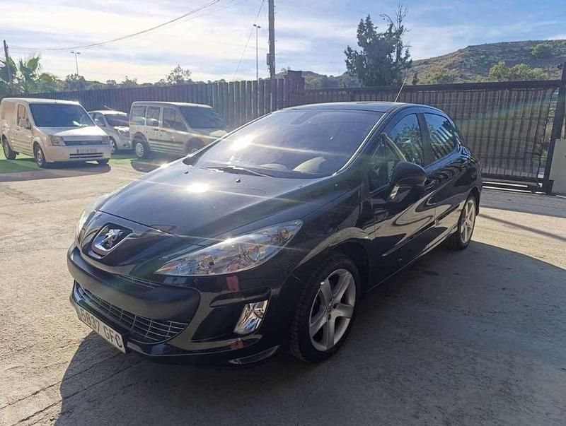 Usado Peugeot 308 Sport 136 CV (100 kW) 2008 Negro Familiar