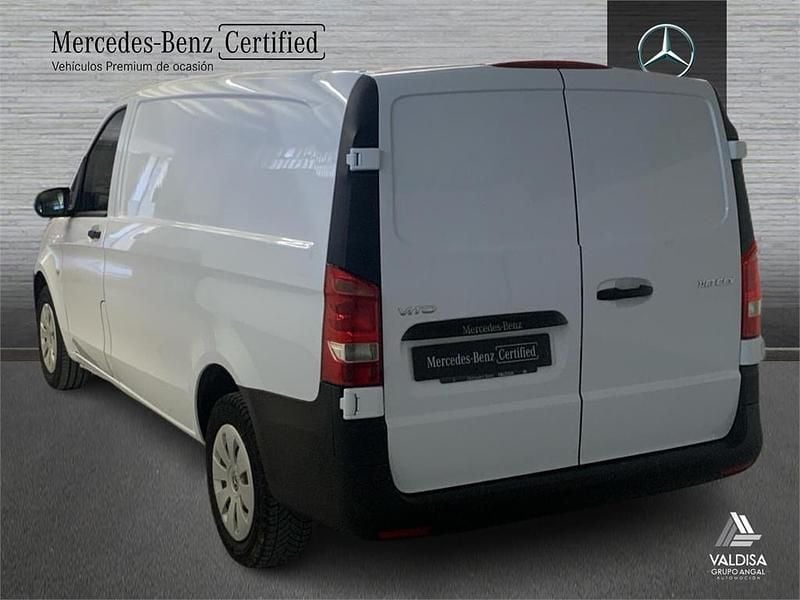 Usado Mercedes Vito 102 CV (75 kW) 2023 Blanco Van