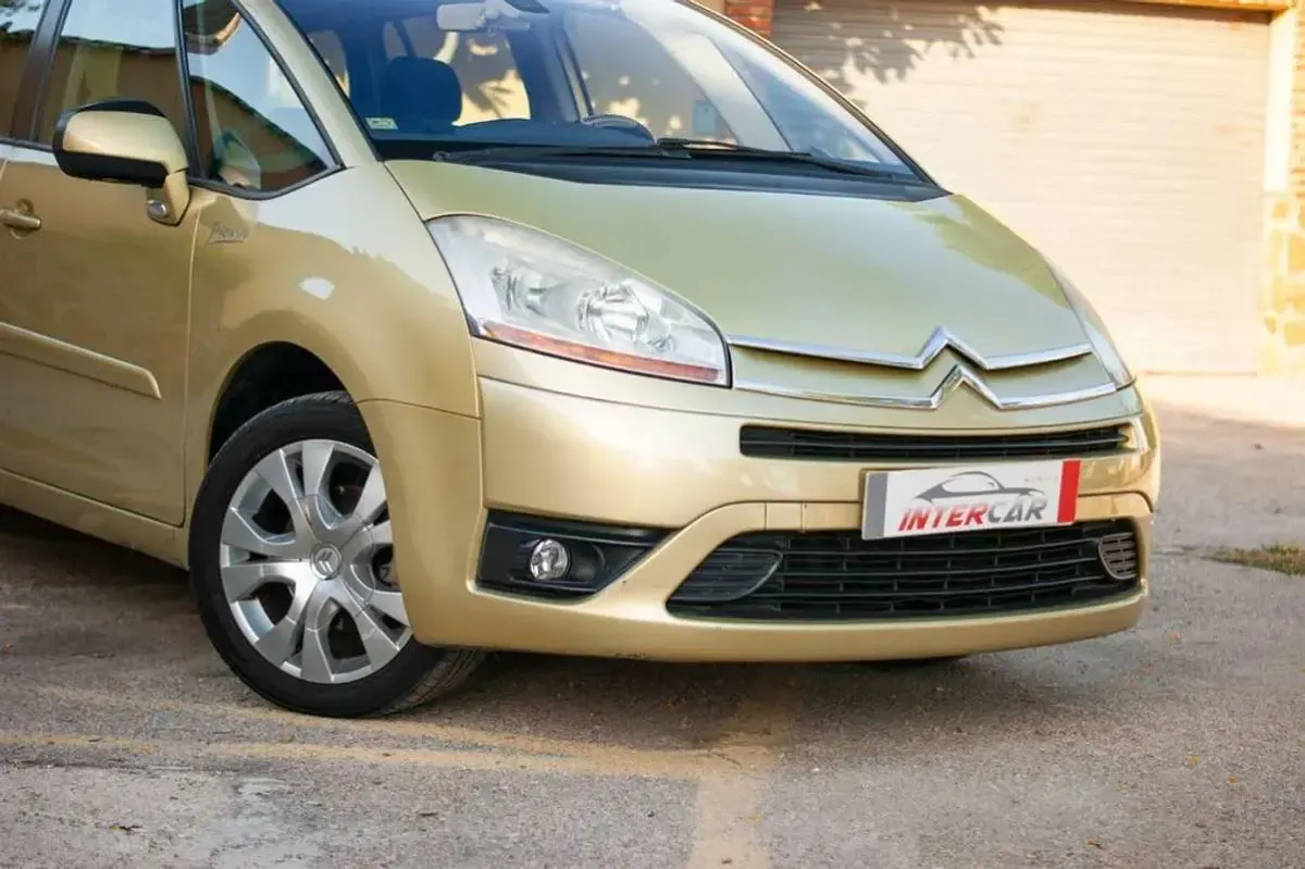 Usado Citroën C4 109 CV (80 kW) 2008 Amarillo Monovolumen