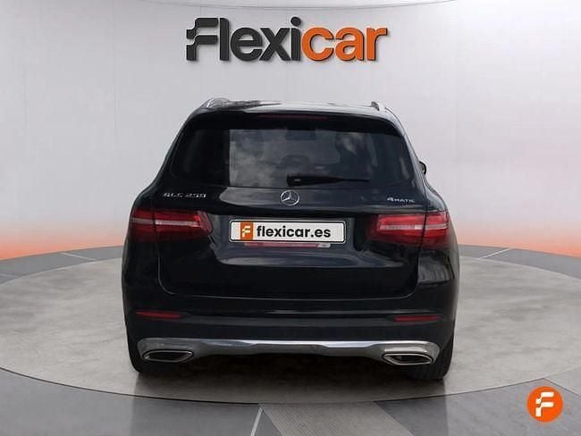 Usado Mercedes GLC250 211 CV (155 kW) 2018 Negro SUV