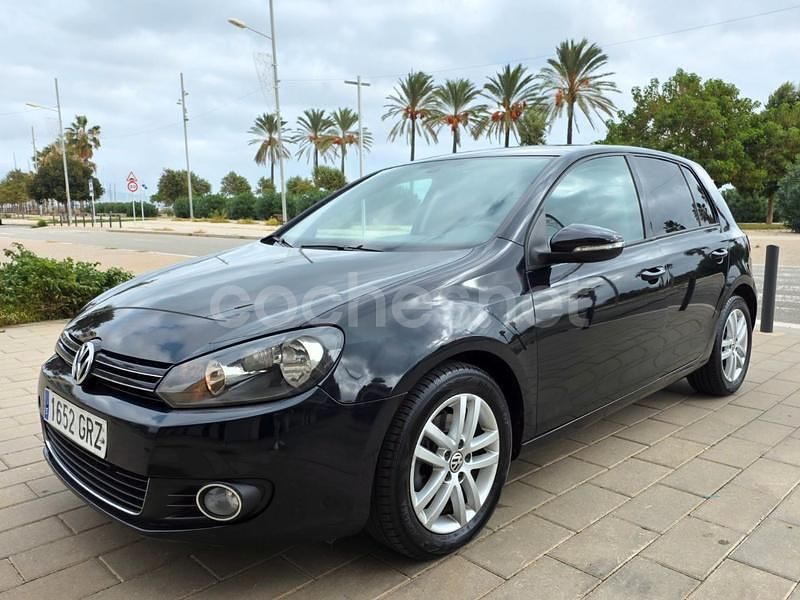 Negro Usado 2010 VW Golf VI Sport Berlina | 8990 € (Un poco caro) - Imagen 1/4
