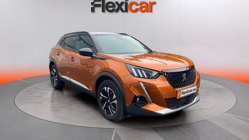 Usado Peugeot 2008 GT 131 CV (96 kW) 2022 Naranja SUV