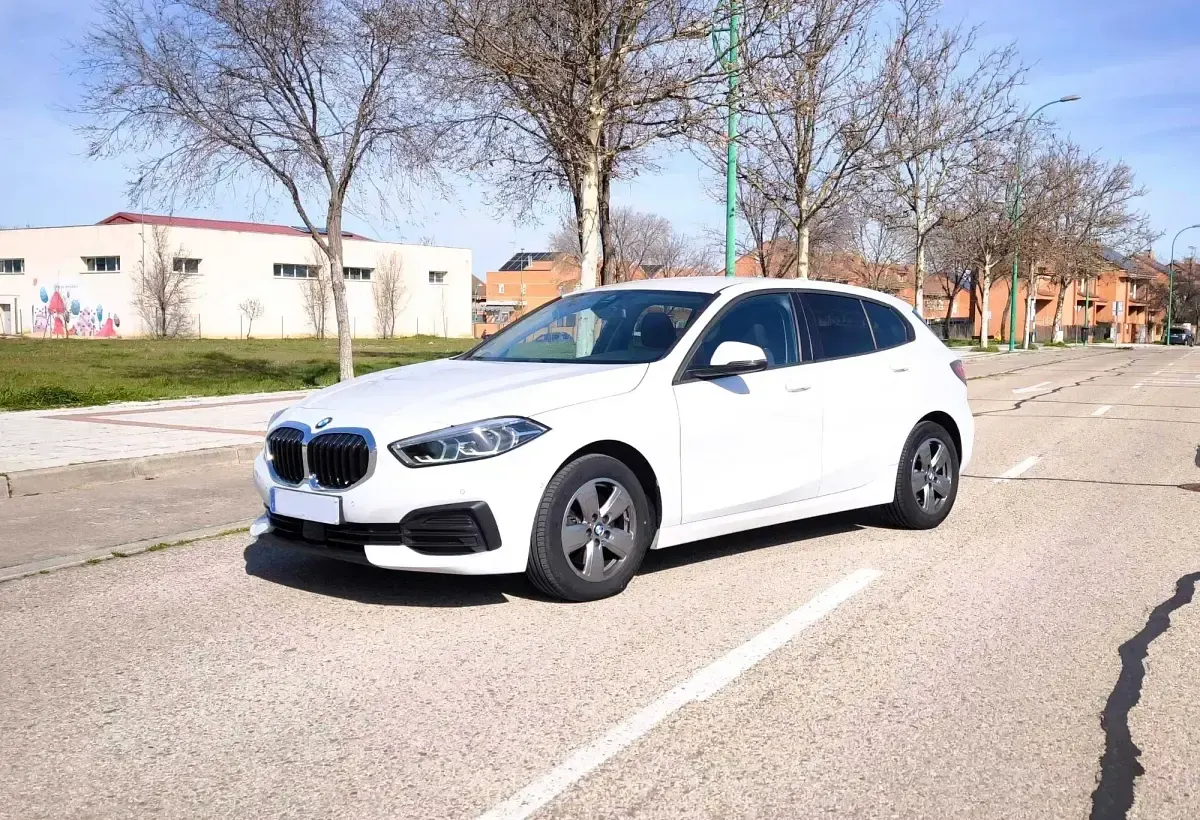Occasion BMW 118 Comfort Edition 136 PK (100 kW) 2021 Wit Hatchback