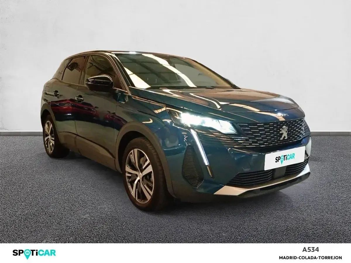 Usado Peugeot 3008 Active 225 CV (165 kW) 2022 Azul SUV