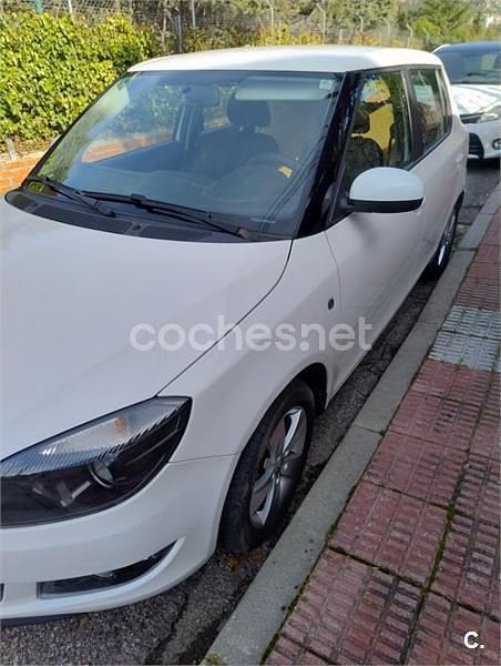 Usado Skoda Fabia 69 CV (50 kW) 2014 Blanco Utilitario