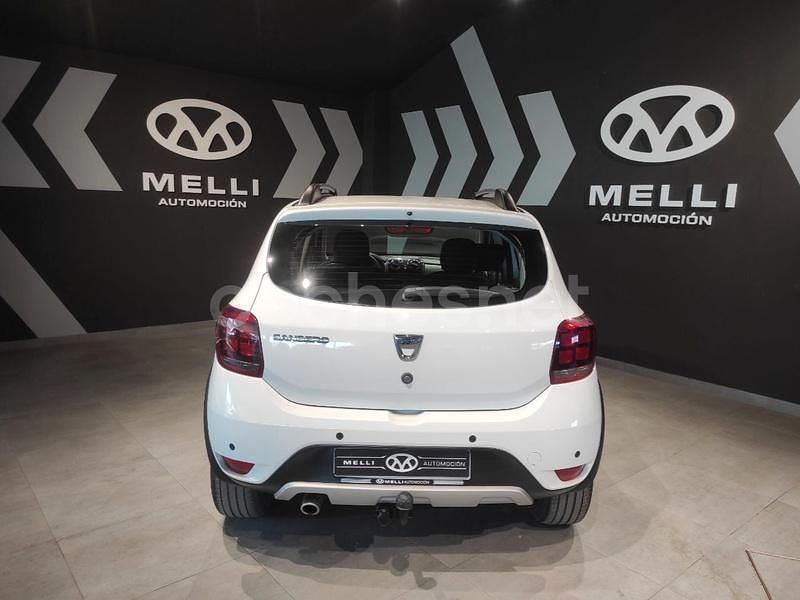 Usado Dacia Sandero Essentiel 95 CV (69 kW) 2020 Blanco Utilitario