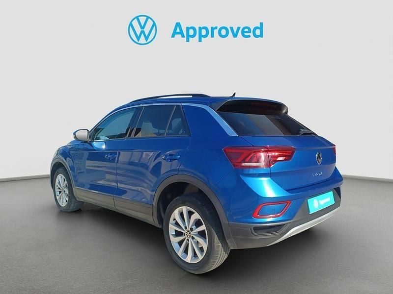 Usado VW T-Roc Life 150 CV (110 kW) 2024 Azul SUV