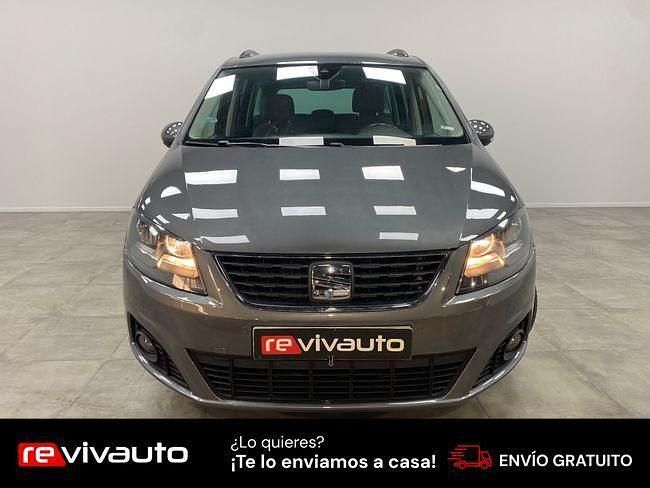 Usado Seat Alhambra Style 150 CV (110 kW) 2022 Gris Monovolumen