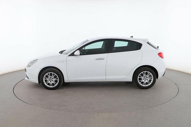 Usado Alfa Romeo Giulietta Super 121 CV (88 kW) 2019 Blanco Utilitario