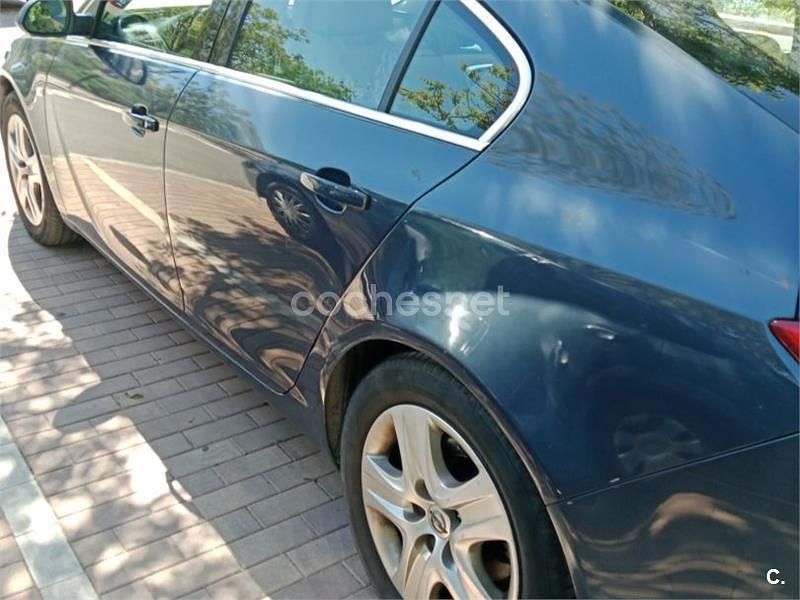 Usado Opel Insignia Cosmo 160 CV (117 kW) 2010 Azul Berlina
