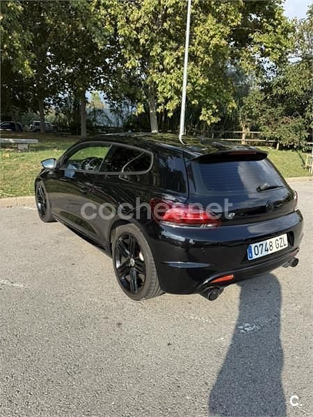 Usado VW Scirocco R 265 CV (194 kW) 2010 Negro Coupe