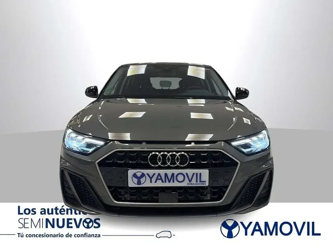Usado Audi A1 Sportback S-Line 150 CV (110 kW) 2025 Gris Utilitario