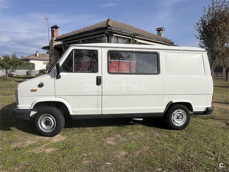 Usado Peugeot J5 74 CV (54 kW) 1990 Blanco Familiar