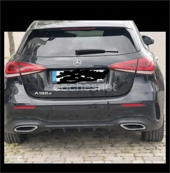 Usado Mercedes A180 116 CV (85 kW) 2021 Negro Berlina