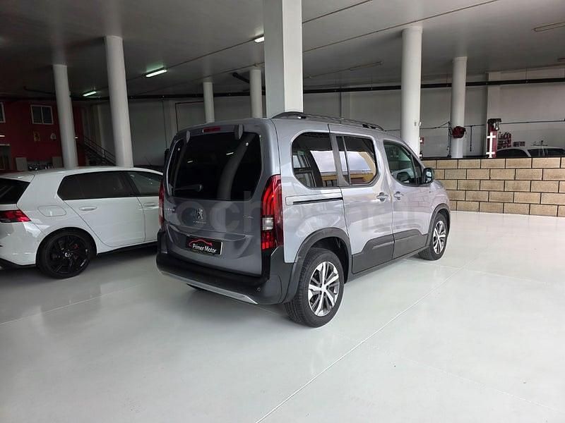 Usado Peugeot Rifter GT-line 110 CV (80 kW) 2019 Gris / plata Monovolumen