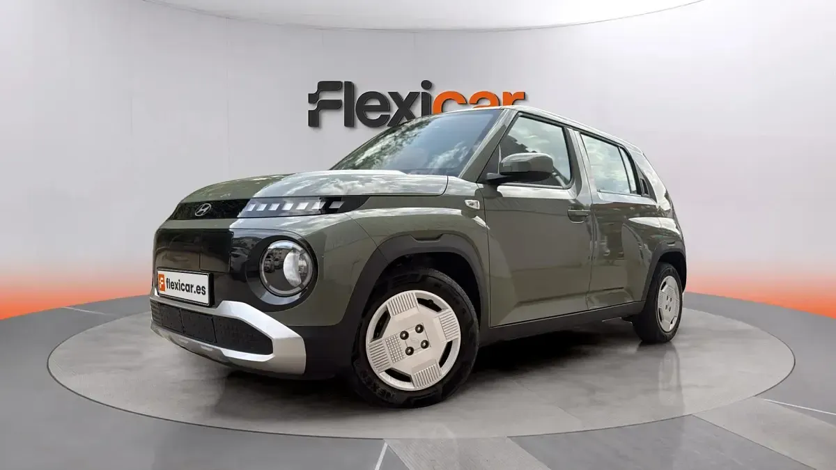 Usado Hyundai Inster 71 kW (97 CV) 2025 Verde Utilitario
