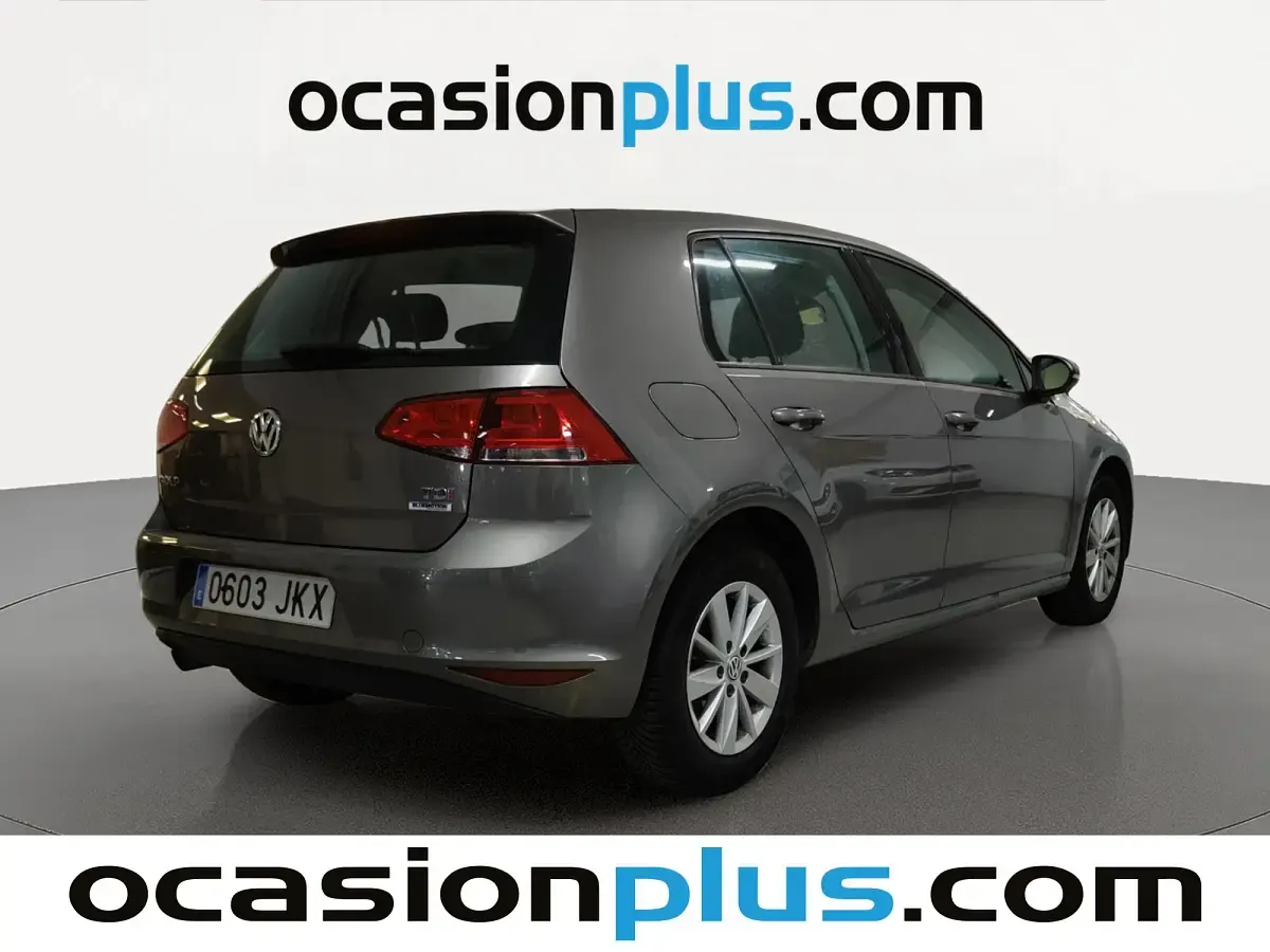 Usado VW Golf VII Business 110 CV (80 kW) 2015 Gris Utilitario
