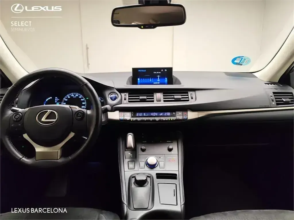 Usado Lexus CT200h Business Edition 136 CV (100 kW) 2017 Otro Monovolumen