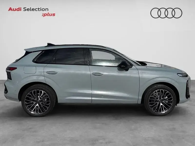 Usado Audi Q3 272 CV (200 kW) 2025 Gris / plata SUV