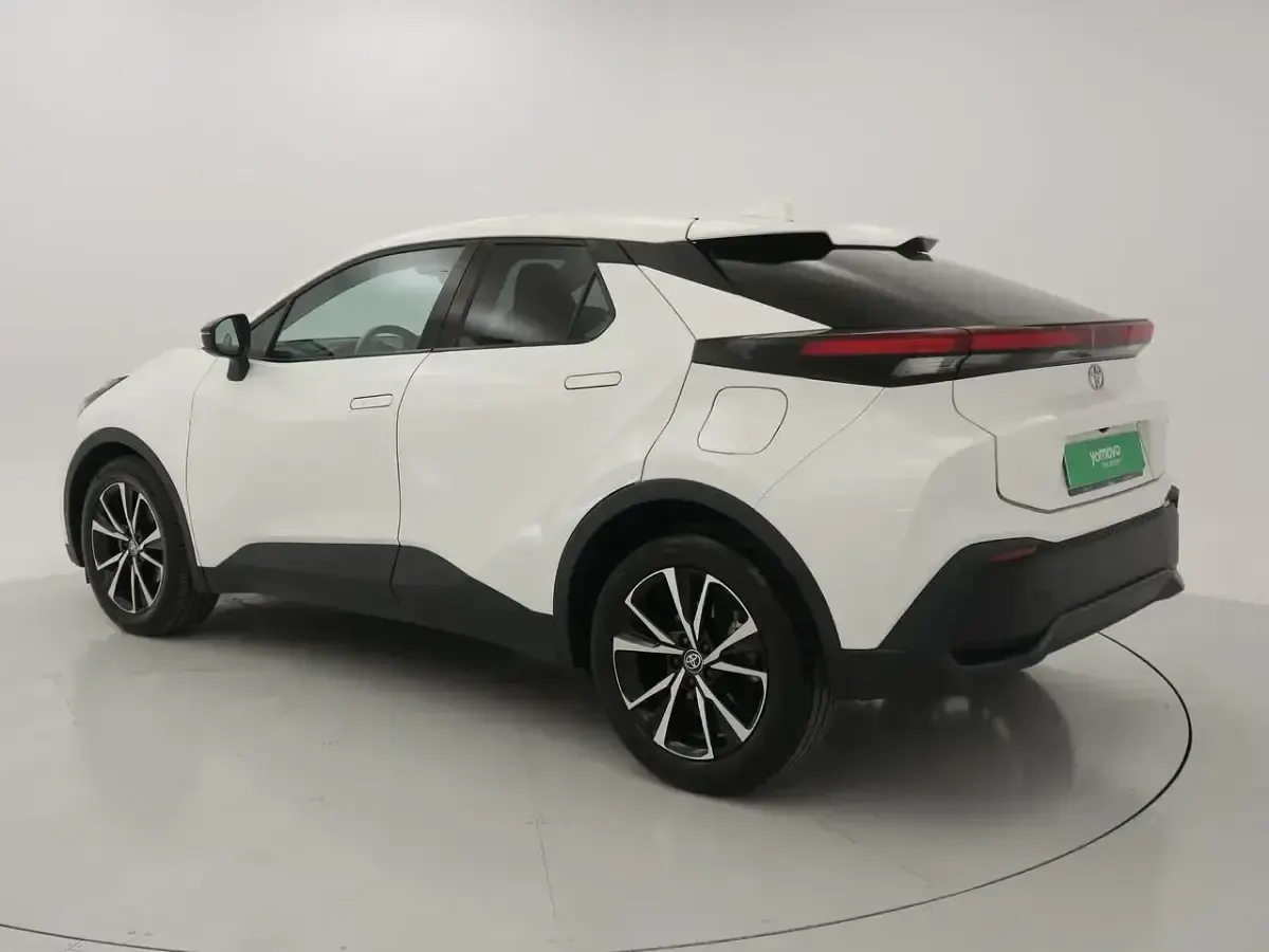 Usado Toyota C-HR Advance 140 CV (102 kW) 2024 Blanco SUV