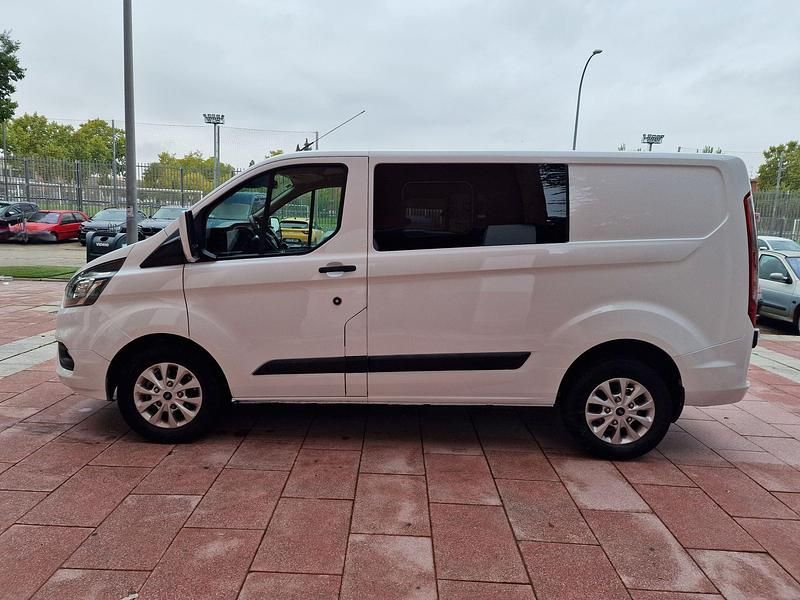 Usado Ford Transit Custom Trend 130 CV (95 kW) 2019 Blanco Berlina