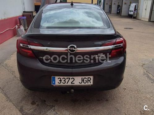 Beige Usado 2015 Opel Insignia Selective Berlina | 3900 € (Precio justo) - Imagen 1/4
