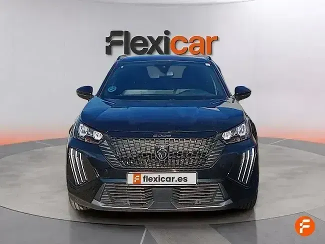 Usado Peugeot 2008 Active 100 CV (73 kW) 2023 Negro SUV