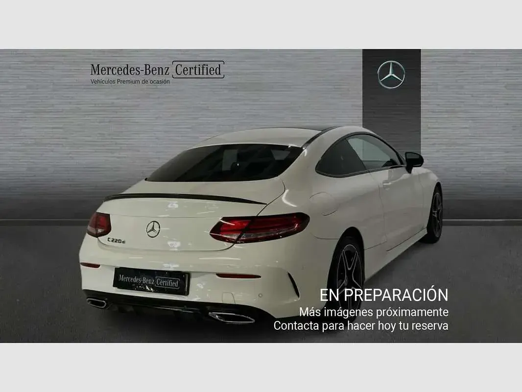 Usado Mercedes C220 194 CV (142 kW) 2020 Blanco Coupe