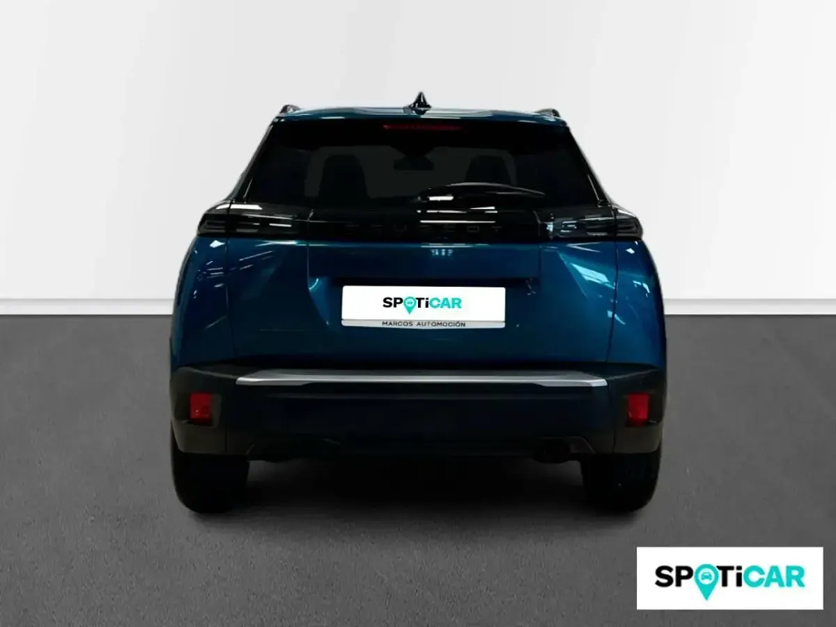 Usado Peugeot 2008 Allure 100 CV (73 kW) 2025 Azul SUV