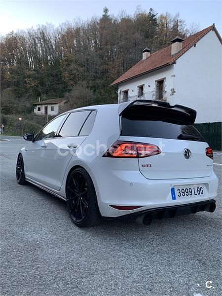 Usado VW Golf VII GTI 230 CV (169 kW) 2015 Berlina