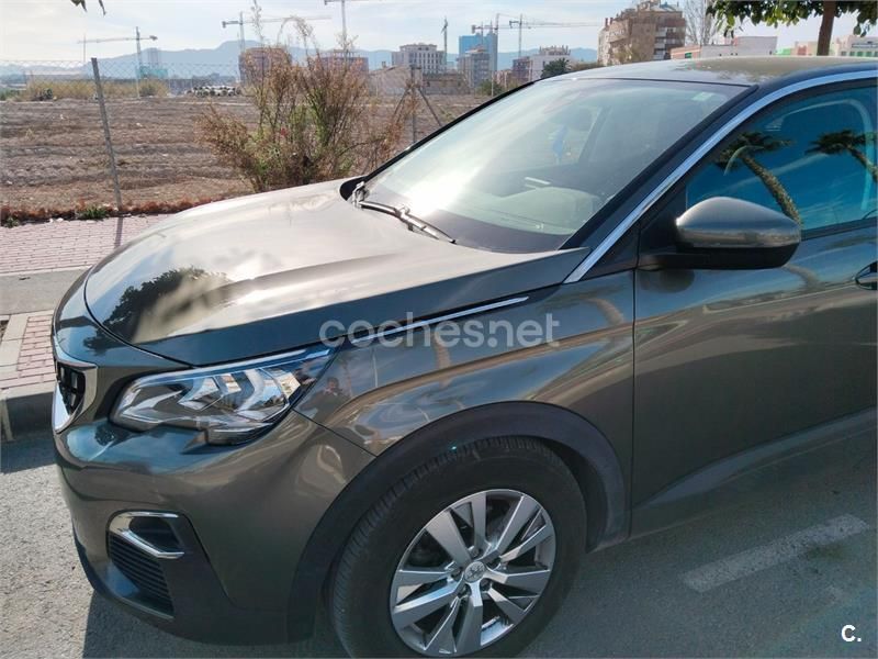 Gris / plata Usado 2016 Peugeot 3008 Allure SUV | 10.000 € (Precio justo) - Imagen 1/4