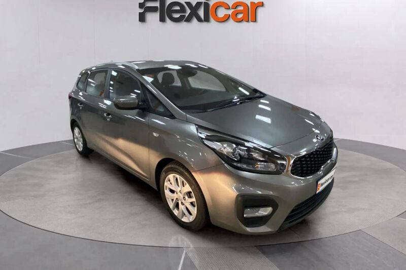 Gris Usado 2017 Kia Carens Monovolumen | 10.490 € (Buen precio) - Imagen 1/4