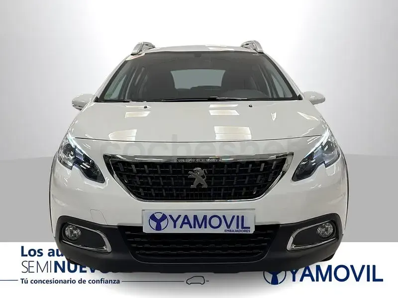 Usado Peugeot 2008 Signature Sky 110 CV (80 kW) 2019 Blanco SUV
