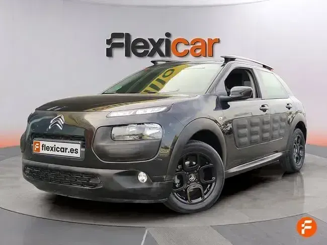 Usado Citroën C4 Cactus Feel 110 CV (80 kW) 2017 Negro Utilitario