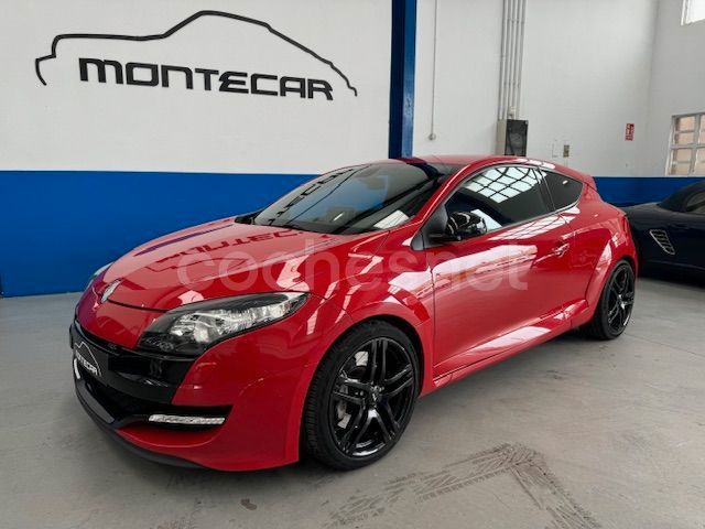 Rojo Usado 2014 Renault Mégane III R.S. Coupe | 14.900 € (Precio justo) - Imagen 1/4