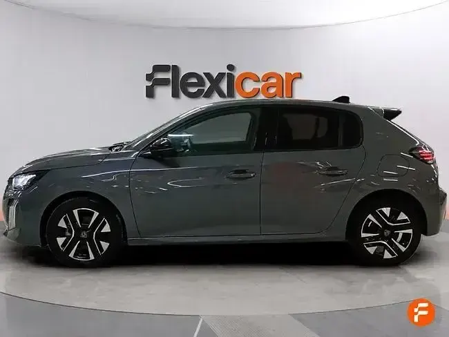 Usado Peugeot 208 Allure 110 CV (80 kW) 2025 Gris Utilitario