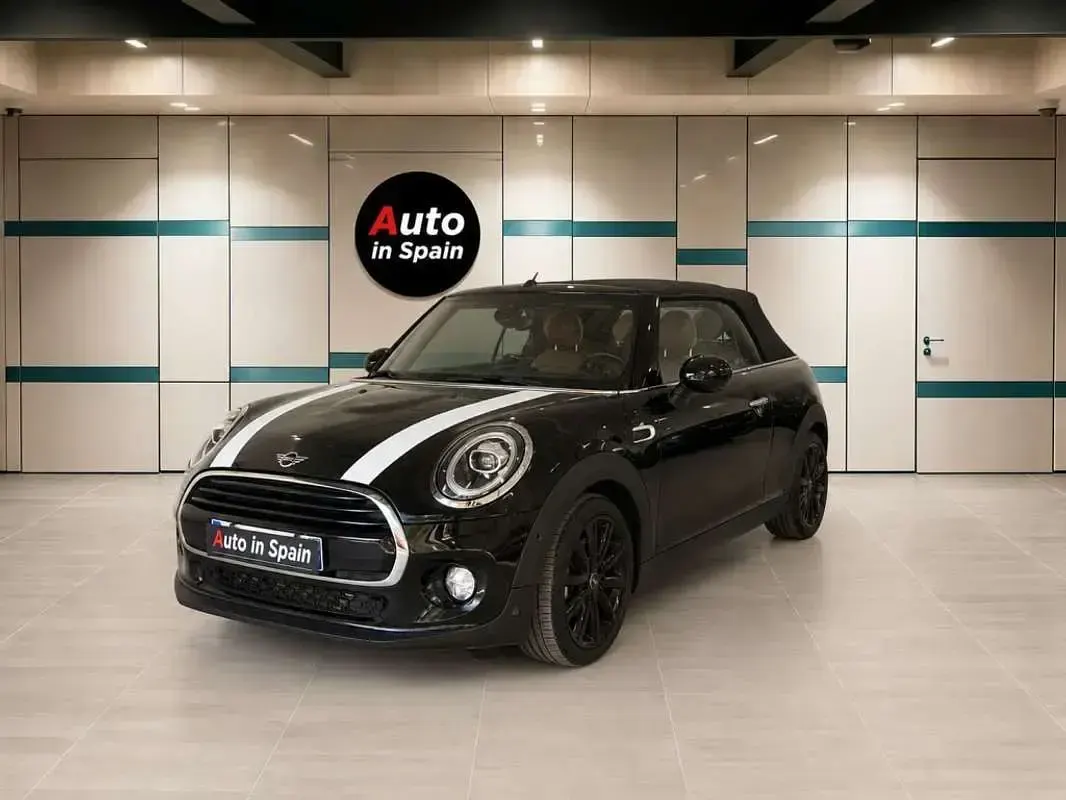 Usado Mini Cooper D Cabriolet 116 CV (85 kW) 2018 Negro Descapotable