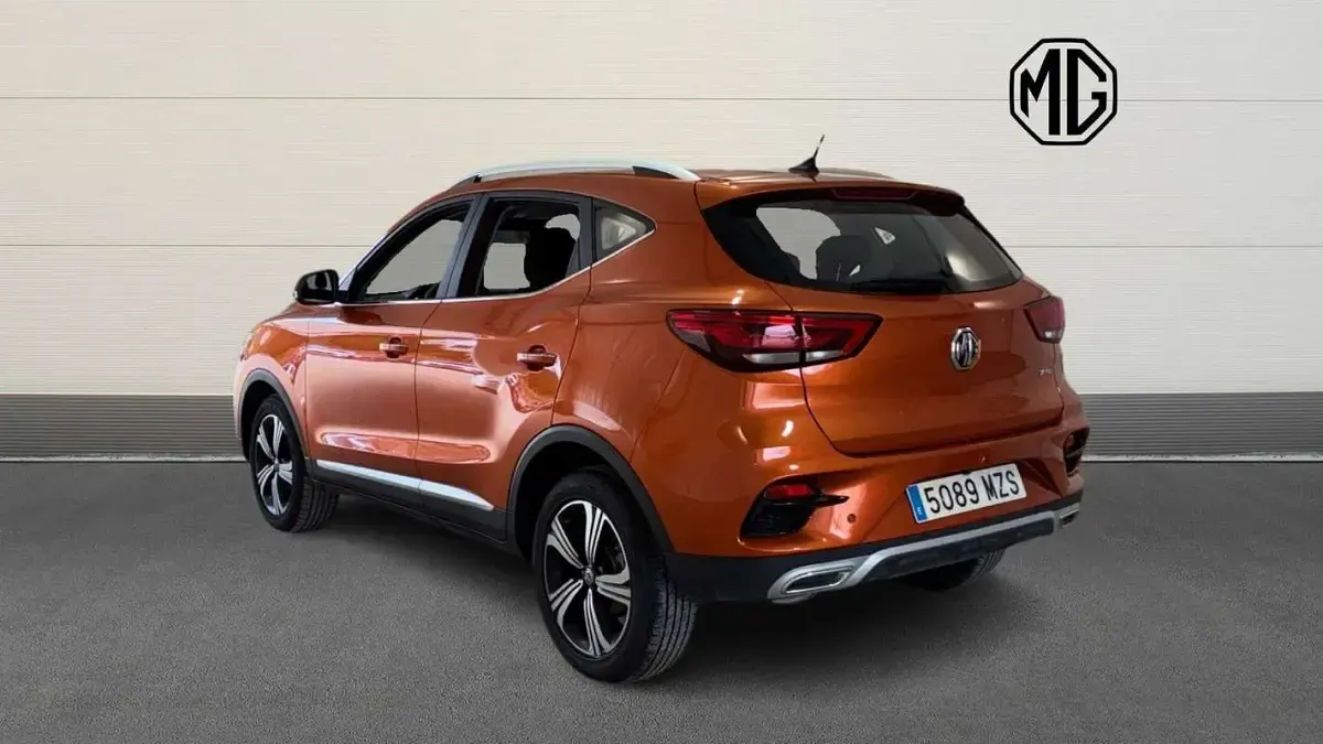 Usado MG ZS Comfort 106 CV (77 kW) 2025 Naranja SUV