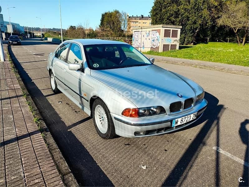 Usado BMW 528 193 CV (141 kW) 2000 Gris / plata Berlina