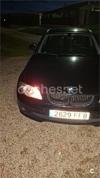 Usado BMW 118 122 CV (89 kW) 2007 Negro Utilitario
