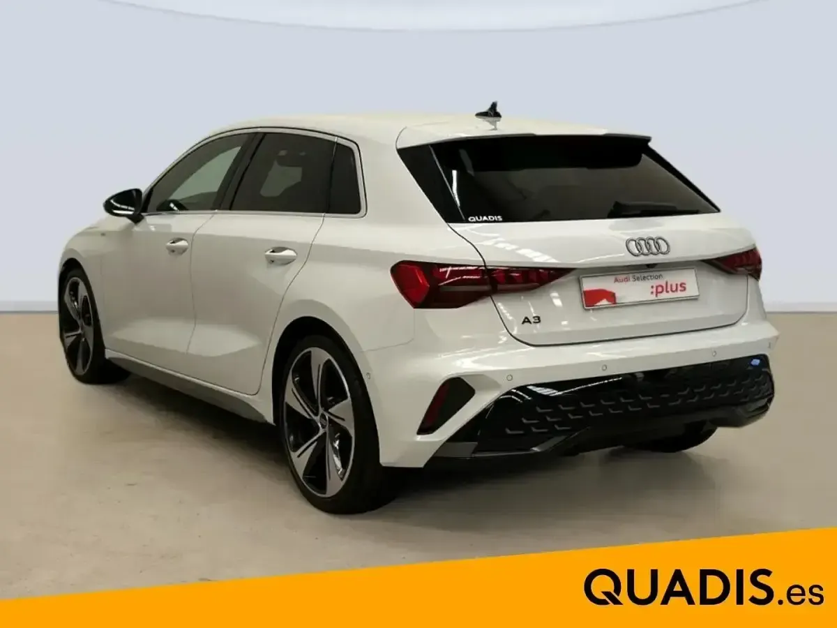 Usado Audi Q3 S-Line 150 CV (110 kW) 2025 Blanco SUV