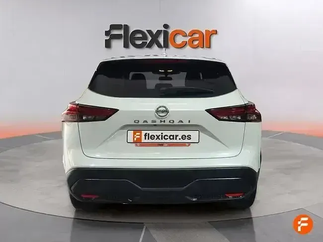 Usado Nissan Qashqai Acenta 158 CV (116 kW) 2022 Blanco SUV