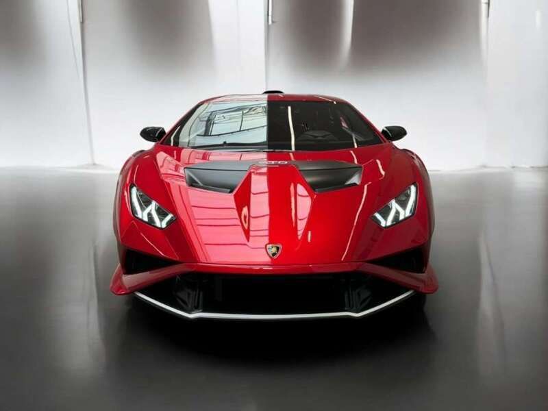 Rojo Usado 2024 Lamborghini Huracán Coupe | 360.000 € - Imagen 1/4