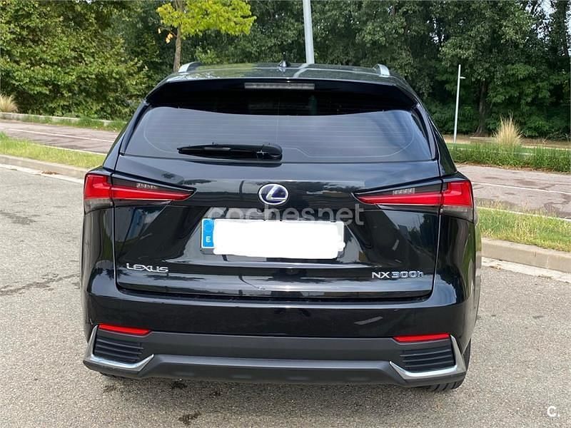 Usado Lexus NX300h Business Edition 197 CV (144 kW) 2018 Negro SUV